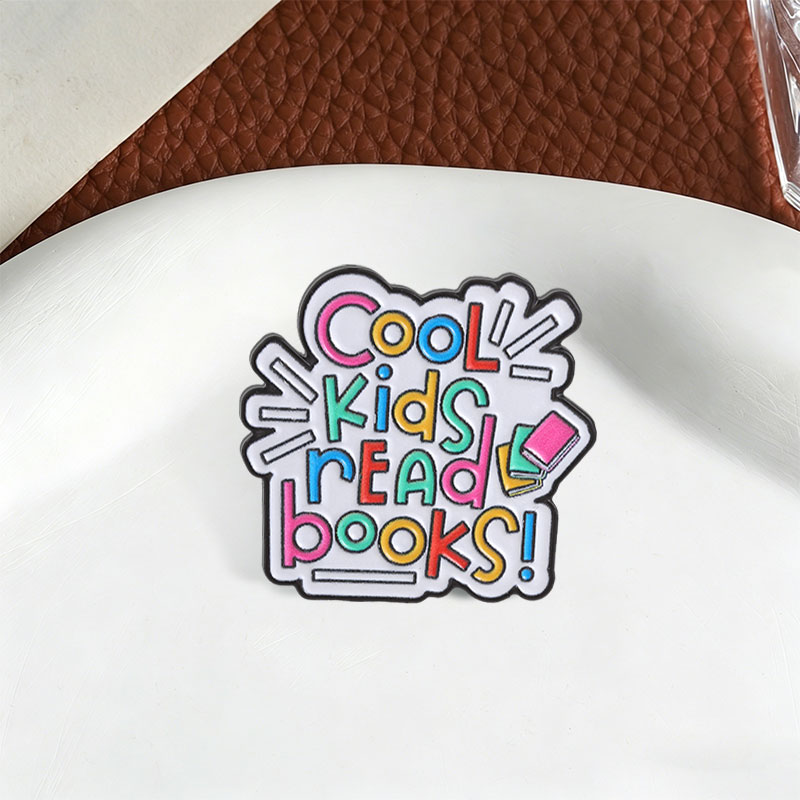 クールキッズ読書本エナメルピンカラフルな漫画本インスピレーシ - Inspirational Kids Education Quotes のレビューと価格
